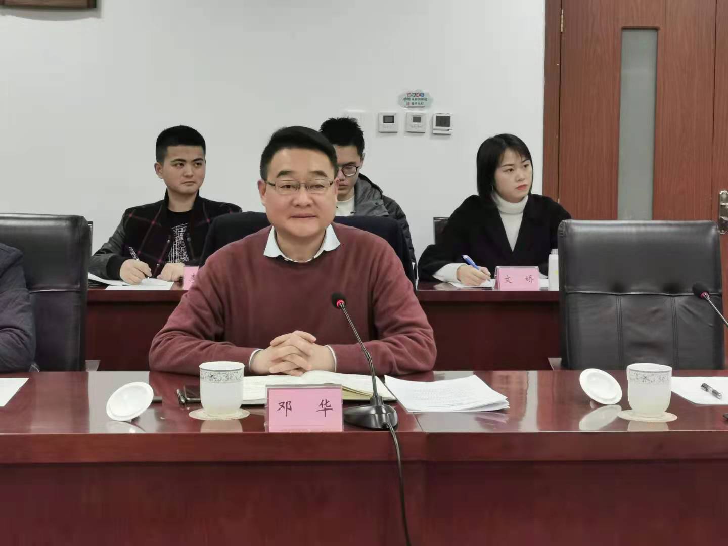 “省、市、縣三級聯(lián)動，多方齊力推動達州苧麻產(chǎn)業(yè)發(fā)展”。