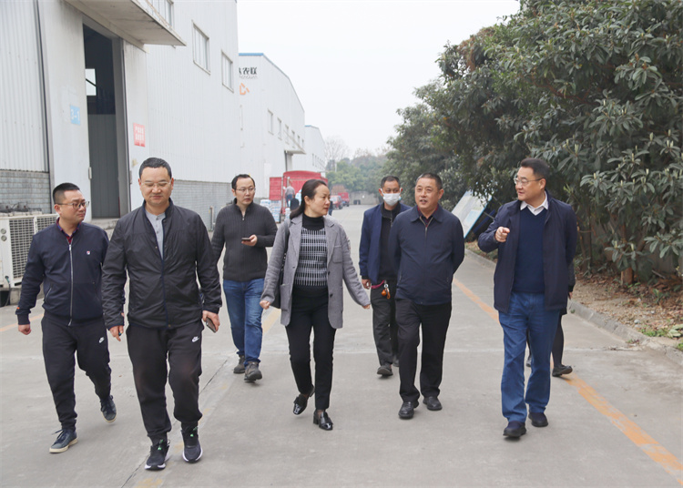 鄧華帶隊赴龍泉、資中調(diào)研